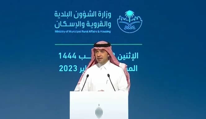 بالفيديو .. "الحقيل" تخصيص أراض بمساحة 100 مليون متر مربع لمدينة الرياض وبعض المدن
