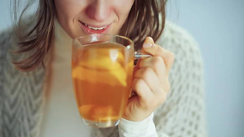 مضاد للالتهابات والتجاعيد..فوائد مذهلة للشاي الأخضر على البشرة