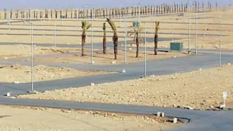 البلدية والقروية تعتزم تعديل نظام رسوم الأراضي البيضاء