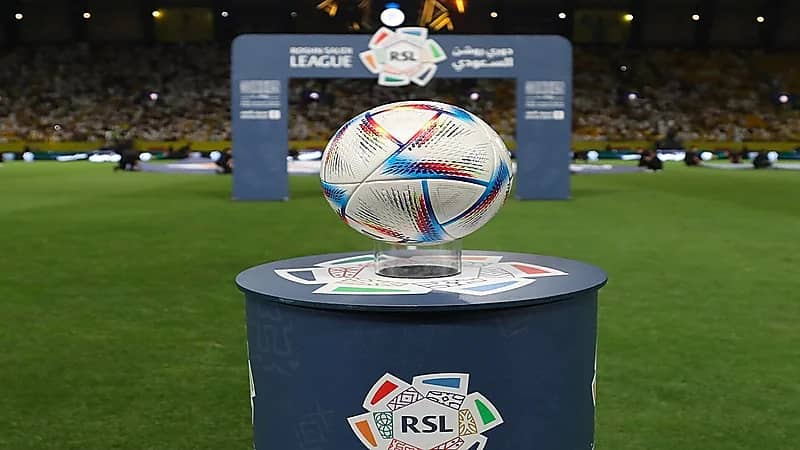 لاعبو 3 أندية يغيبون عن تشكيلة الجولة 25