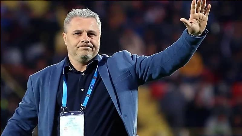 مدرب الرائد ينفي طلبه قميص رونالدو