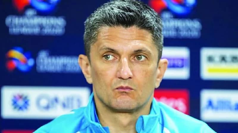 حقيقة تولي رازفان تدريب الأهلي في دوري روشن