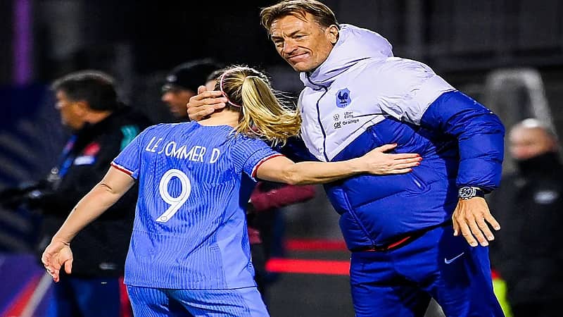 ضربة موجعة لرينارد قبل مونديال السيدات