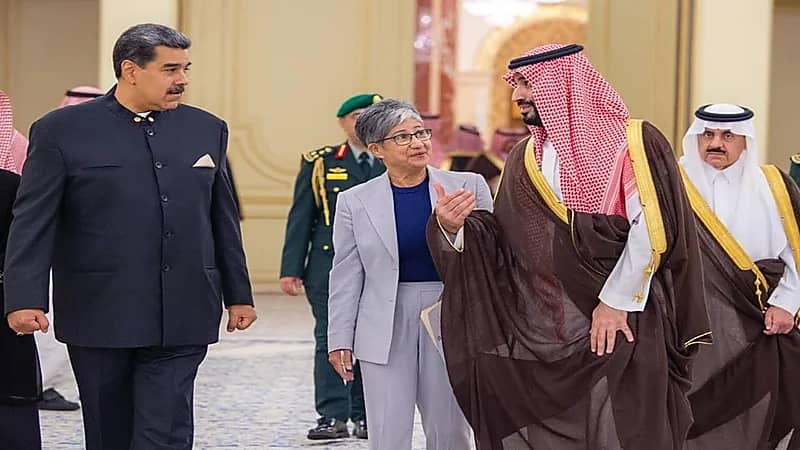 بالفيديو والصور.. ولي العهد يلتقي رئيس جمهورية فنزويلا في جدة