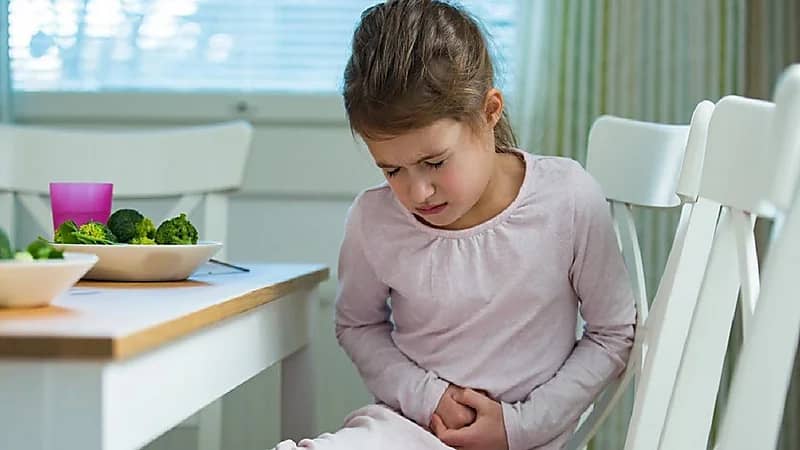 استشاري: حالات التسمم تكثر خلال فصل الصيف.. فيديو