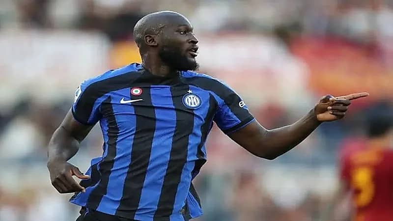 الهلال يسعى إلى ضم لوكاكو والأخير يحسم الموقف