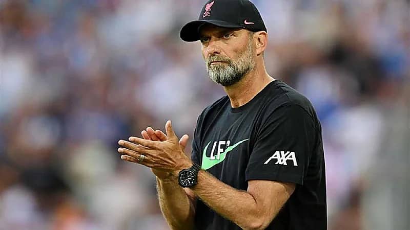 مدرب ليفربول قلق من نافذة انتقالات اللاعبين إلى دوري روشن -فيديو