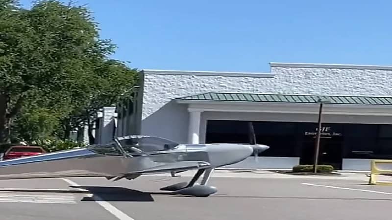 حي سكني يتحول لمطار في مشهد غير مألوف..فيديو