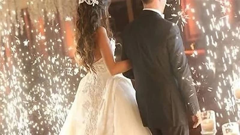 اعترافات مثيرة لامرأة زعم زوجها أنها رجل في ليلة زفافهما... فيديو