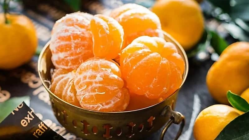 طبيبة توضح الكمية المسموح تناولها من اليوسفي يومياً