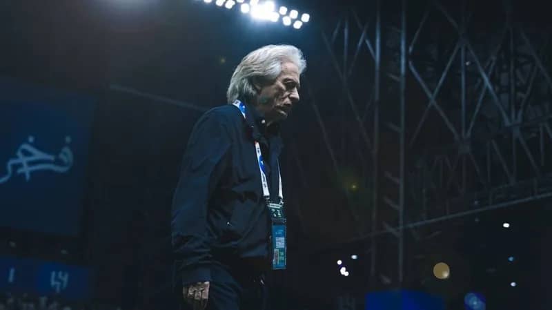 لحظة ردة فعل جيسوس على ميشيل .. فيديو