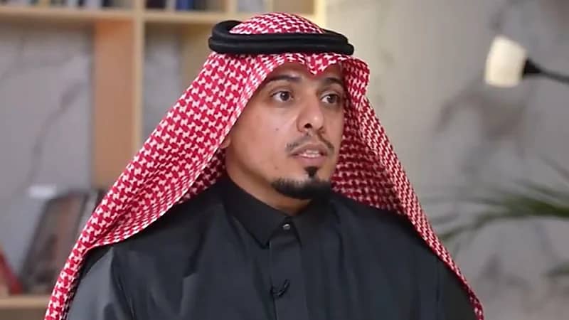 استشاري يوضح لماذا يقوم متعاطي "الشبو" بالتعري ونزع ملابسه .. فيديو