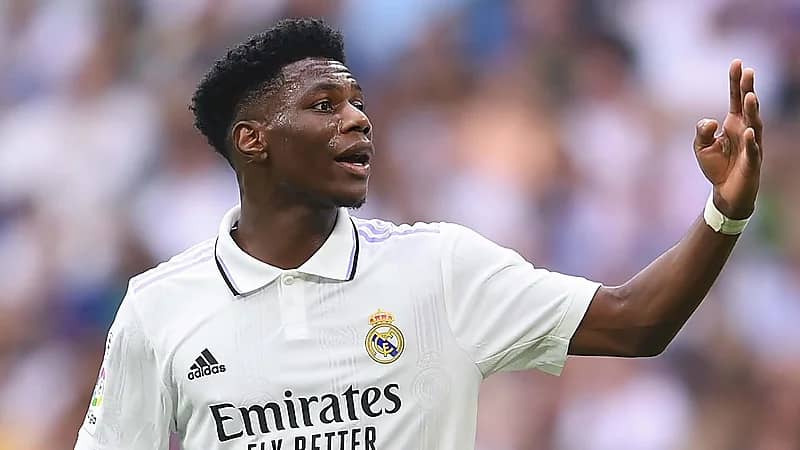 نجم ريال مدريد يلمح بانتقال مبابي إلى إسبانيا