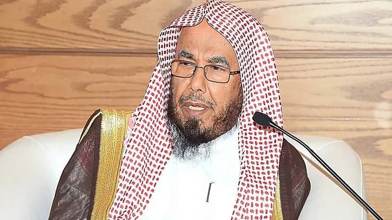 المطلق : إعداد النساء وجبة الإفطار يدخل في أجر تفطير الصائمين