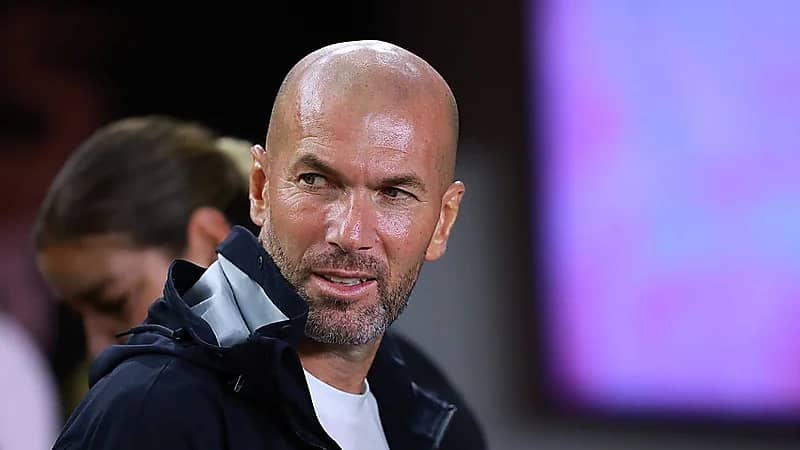 لخلافة توخيل .. بايرن ميونخ تواصل مع زيدان