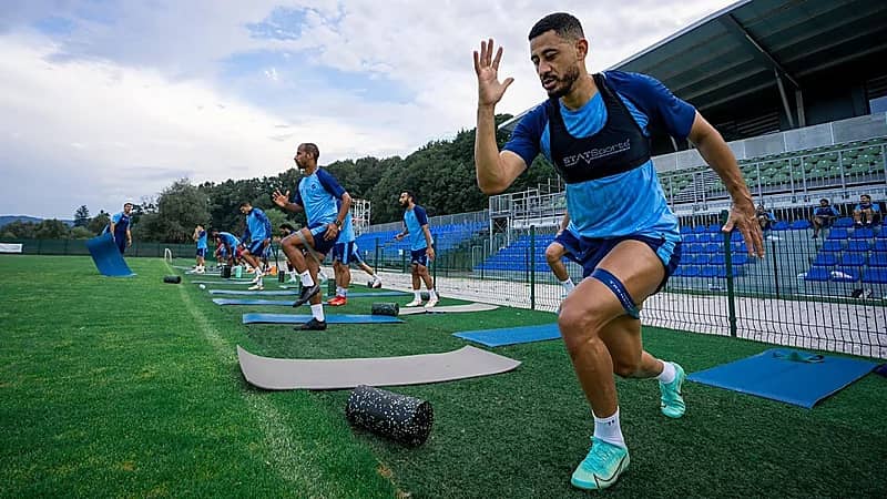 الإصابة تبعد محترف الفتح عن الملاعب