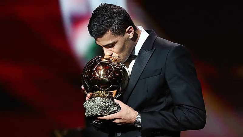 رودري أفضل لاعب في العالم لعام 2024