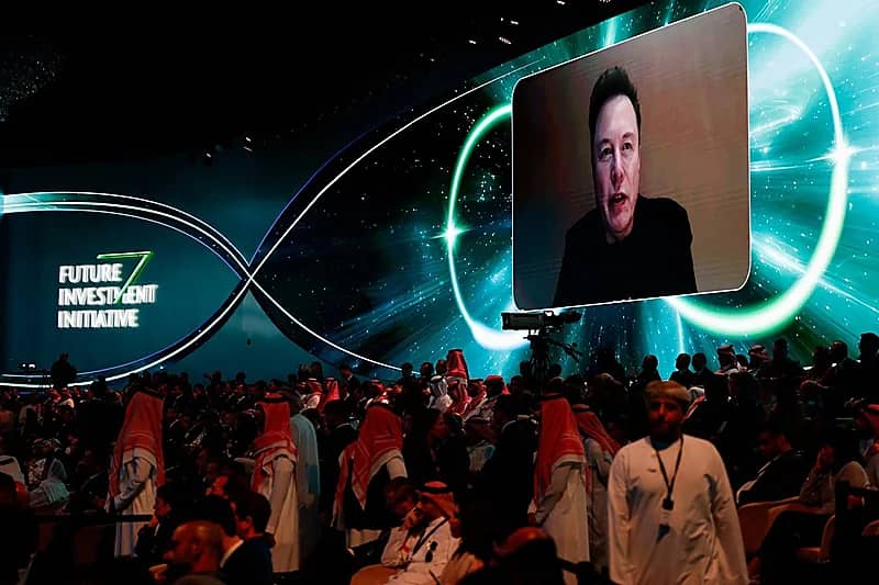  إيلون ماسك: بحلول عام  2040 ستتجاوز الروبوتات "المؤنسنة" عدد البشر