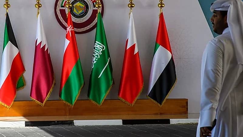 قائد قوة الواجب "خليج" يؤكد جاهزية القوات لتأمين قمة الكويت الخليجية الـ 45