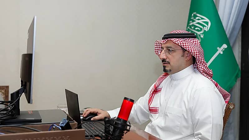 المسحل يشارك في اجتماع  فيفا الـ 30
