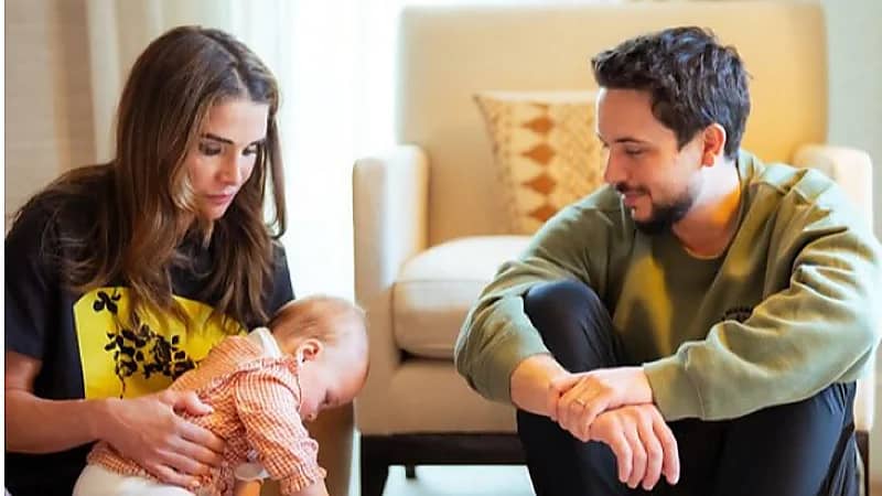 ولي عهد الأردن يهنئ والدته وزوجته بمناسبة عيد الأم