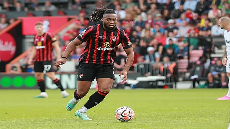 النصر يحدد خياراته لمركز الجناح