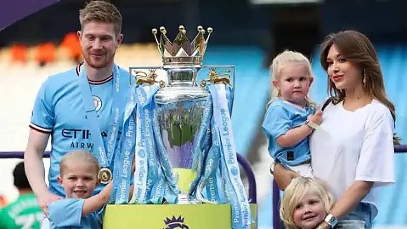 استياء دي بروين بعد رحيله عن مانشستر سيتي