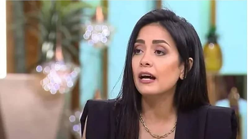 سهر الصايغ توضح سبب استمرارها في الطب وترد على انتقادات "حكيم باشا"