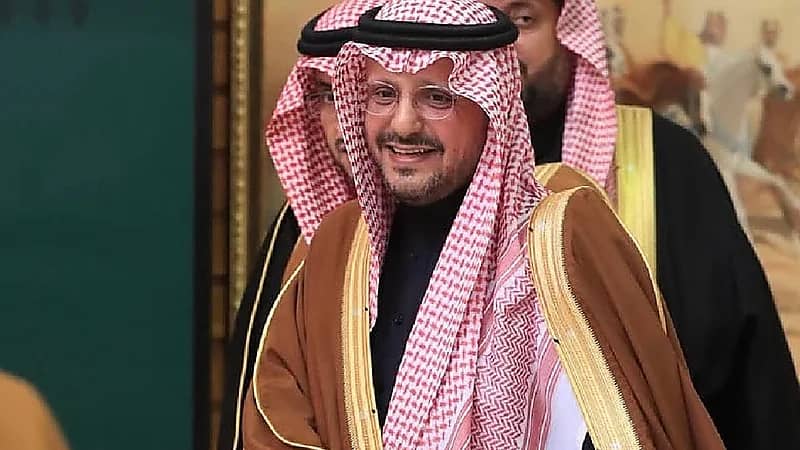 السيرة الذاتية للأمير فهد بن سعد