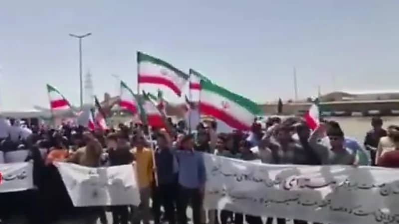 احتجاجات إيرانية اعتراضا على طلب أمريكا وقف تخصيب اليورانيوم ..فيديو