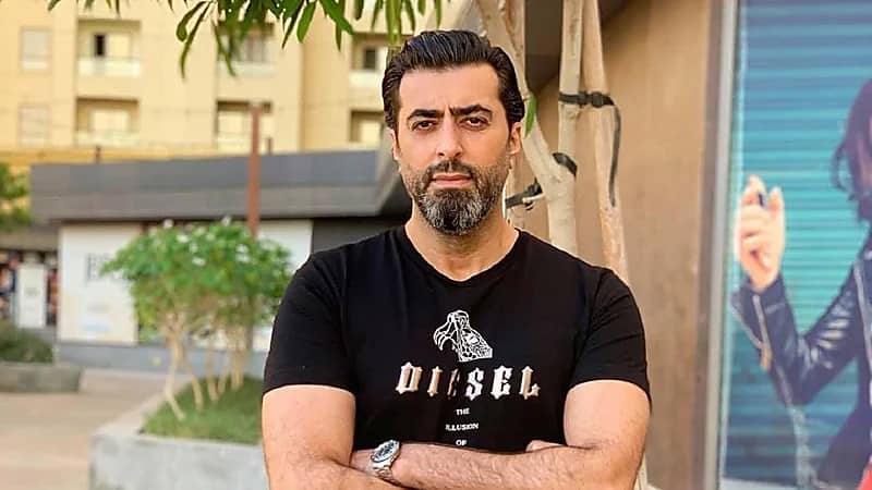 جدل حول عودة باسم ياخور إلى سوريا .. صور