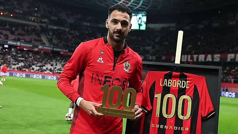 الدرعية يقدم 4 ملايين يورو لشراء عقد غايتان لابورد