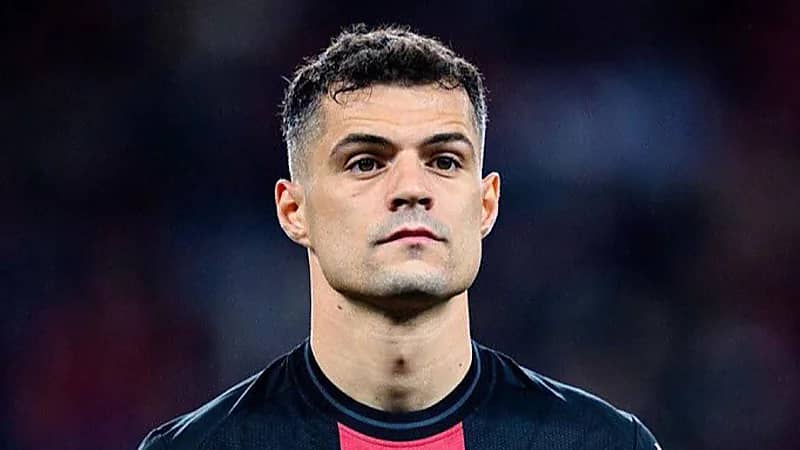 نيوم يقترب من التعاقد مع تشاكا