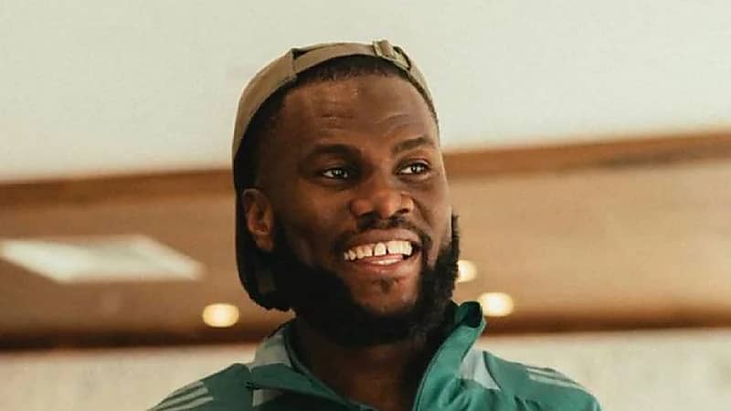 يوفنتوس يفاوض محترف الاهلي