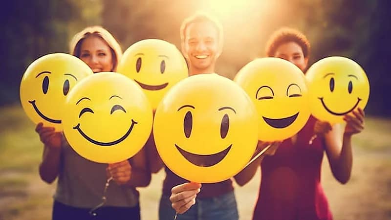 دراسة: الفعاليات الاجتماعية ترفع السعادة وتقلل التوتر بشكل فعّال