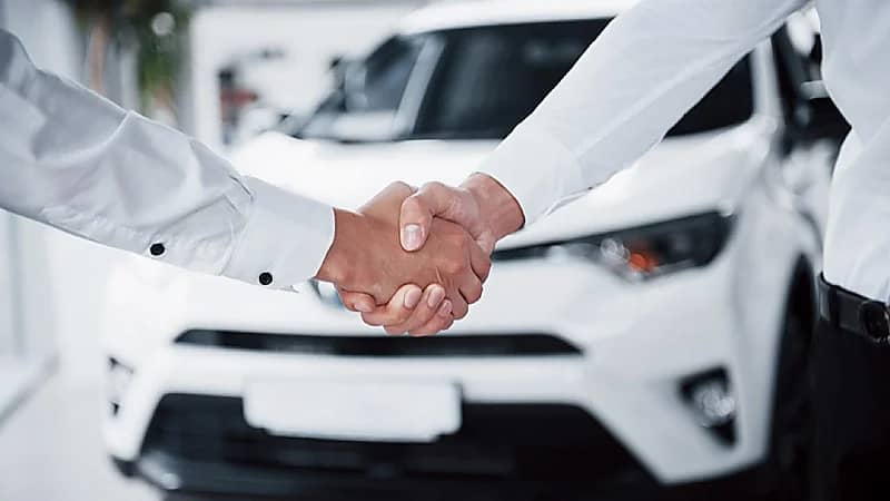 8 شروط لاستخراج ترخيص نشاط تأجير السيارات عبر التطبيقات