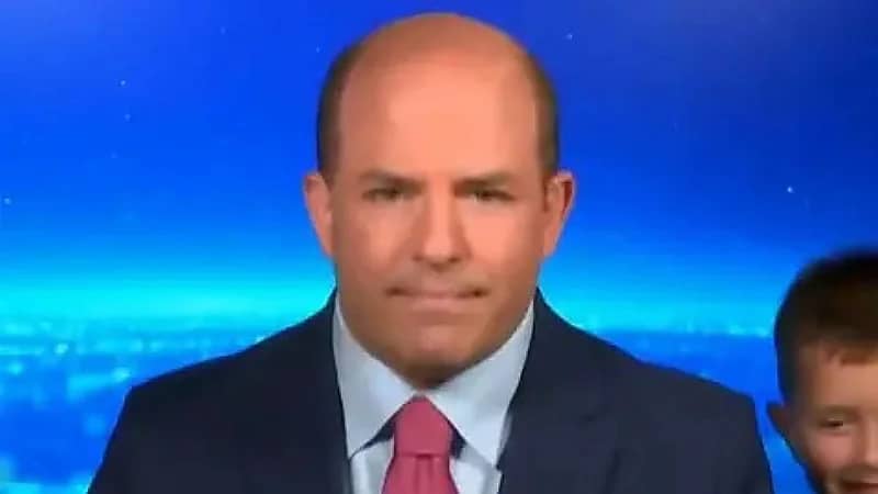 طفل يقتحم بث والده معلنًا "حان وقت النوم " ..فيديو