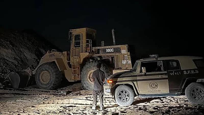 نائب أمير الرياض يوجه بإزالة مواقع مخالفات دون ترخيص في رماح