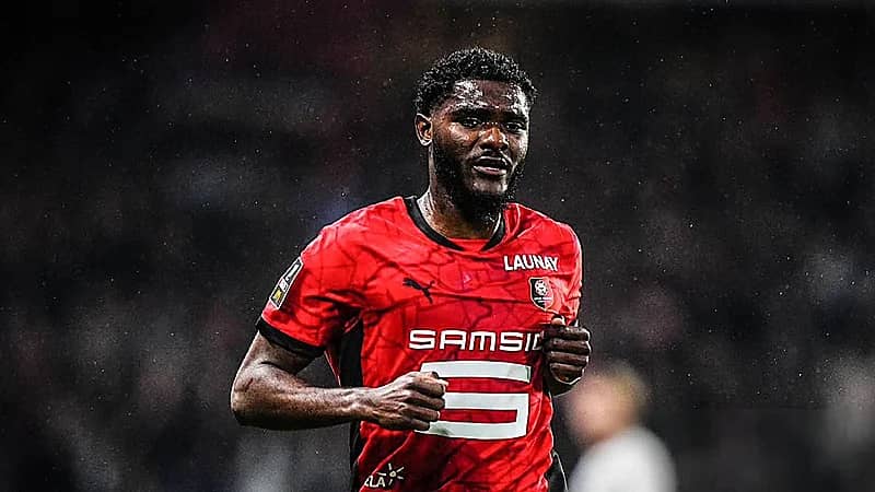 الهلال يسعى لضم المدافع براسير