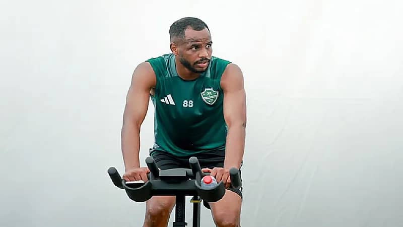 إصابة تبعد الخبيري قبل مواجهة القادسية