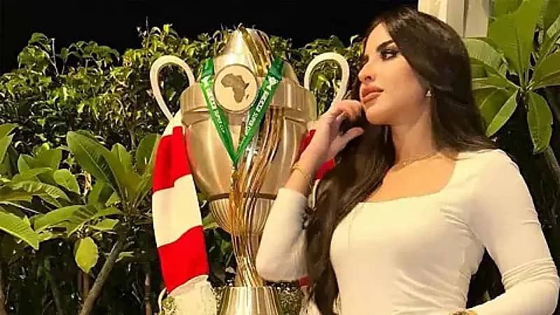 زوجة محمد عواد تثير أزمة في الزمالك  المصري