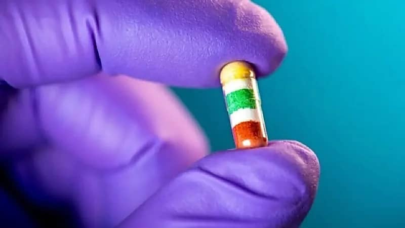 فتح باب التقديم لبرنامج تأهيل مساعد قائد طائرة منتهي بالتوظيف