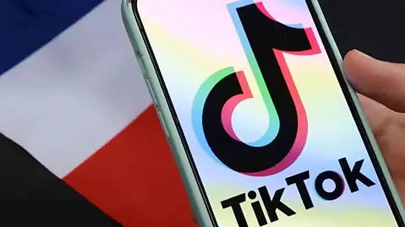 البرلمان الفرنسي يطالب بحظر تيك توك: من أسوأ ما يستهدف شبابنا