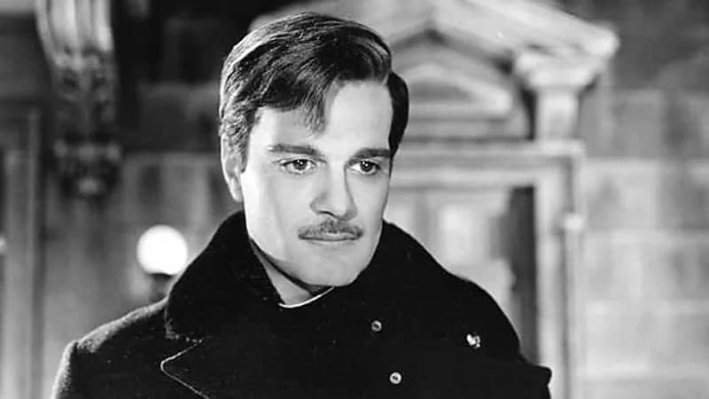 فيلم تألق فيه عمر الشريف ومنع من العرض 11 عامًا