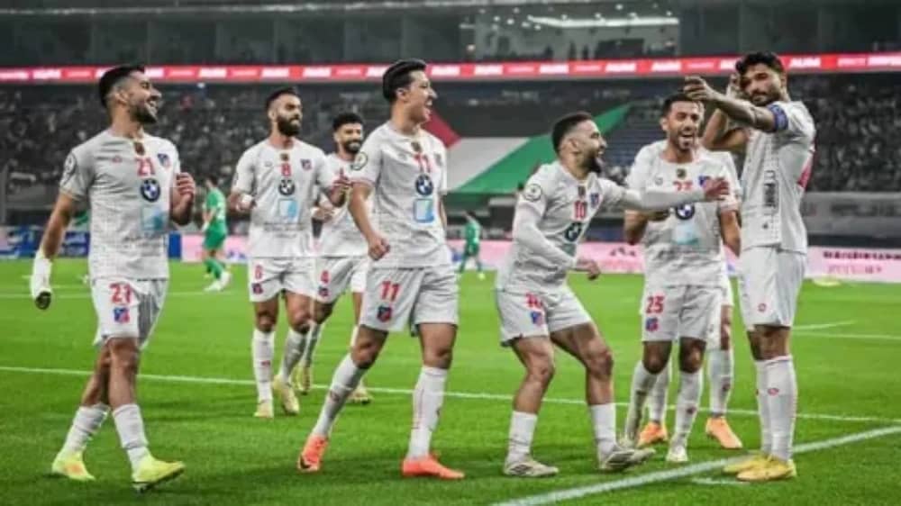 الكويت يتوج بكأس الأمير بعد فوزه على العربي بثنائية