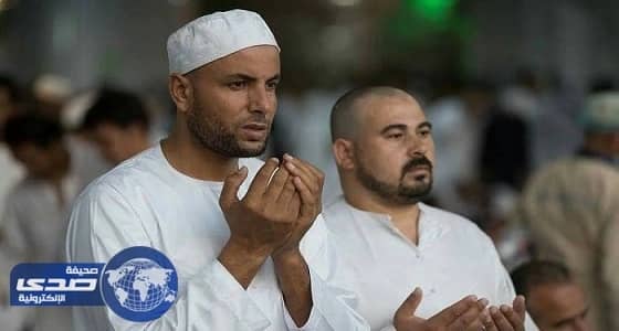 مشاهد مؤثرة لضيوف الرحمن بالمسجد الحرام