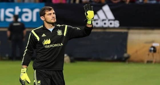 كاسياس يفكر في عرض النصر