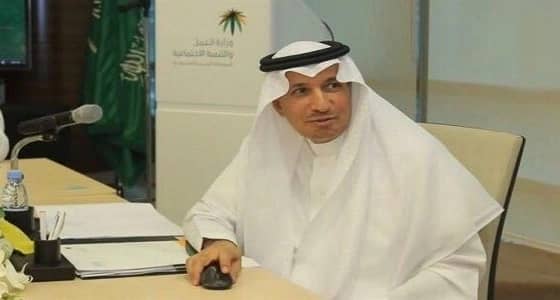 وزير العمل يجتمع بيتيمات " دار الحنان " لبحث شكاواهن