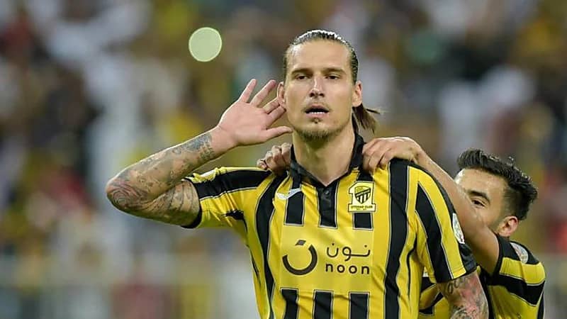 الاتحاد يسدد مستحقات باوك اليوناني في صفقة التعاقد مع بريجوفيتش