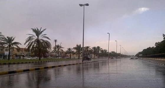 تنبيه..هطول أمطار رعدية على المنطقة الشرقية